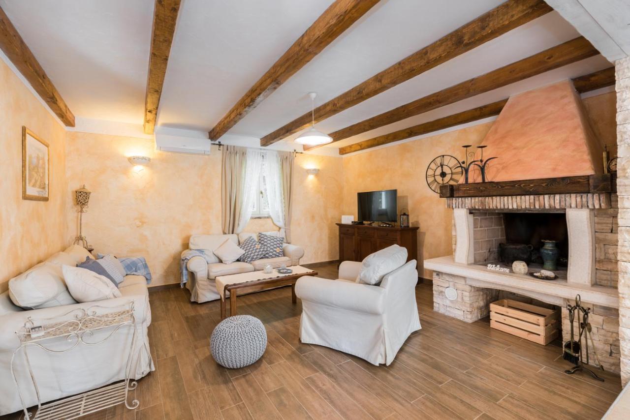 Beautiful Villa Natura With Pool In Labin Εξωτερικό φωτογραφία
